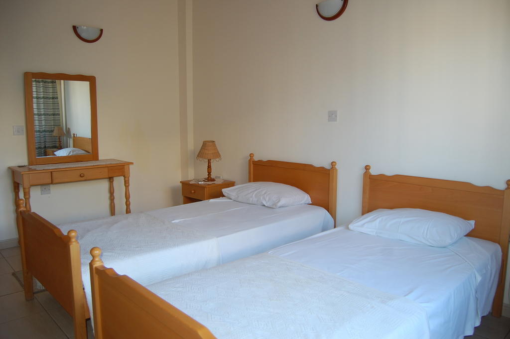 Nicos & Olympia Apartments Polis Zimmer foto